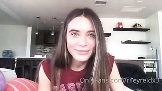 Riley Reid And Friends Group Masturbation Over Zoom