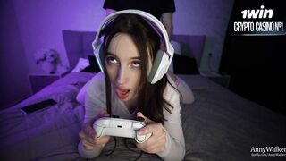 Fucking My Roommate While She's Playing Video Game - Anny Walker