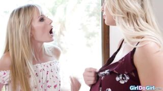 Now show your big tits milf stepmommy how you lick a pussy